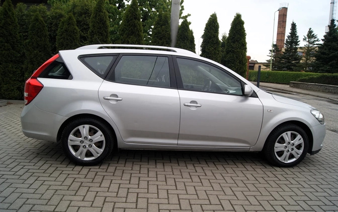 Kia Ceed cena 18600 przebieg: 215000, rok produkcji 2010 z Syców małe 352